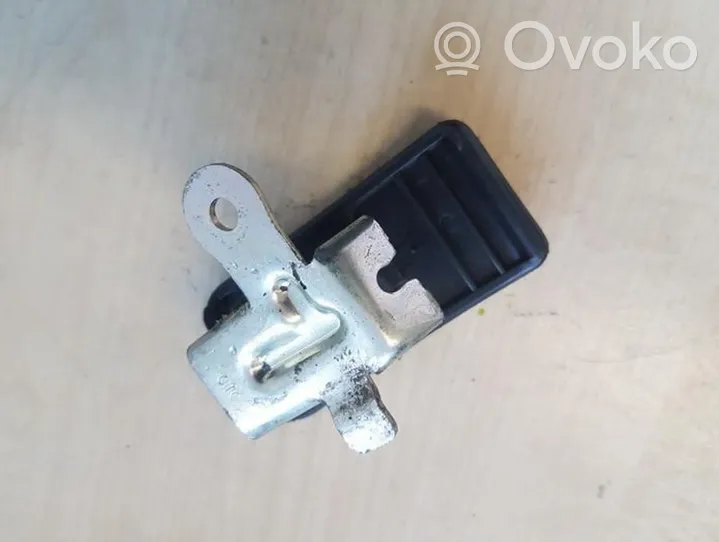 Honda Civic Fuel tank opening switch 