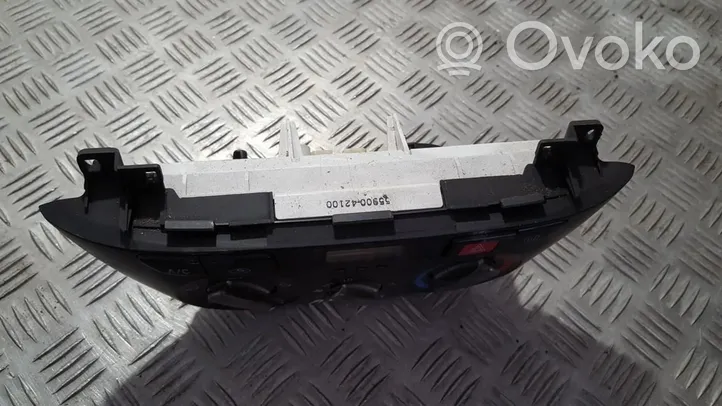 Toyota RAV 4 (XA20) Panel klimatyzacji 5590042100