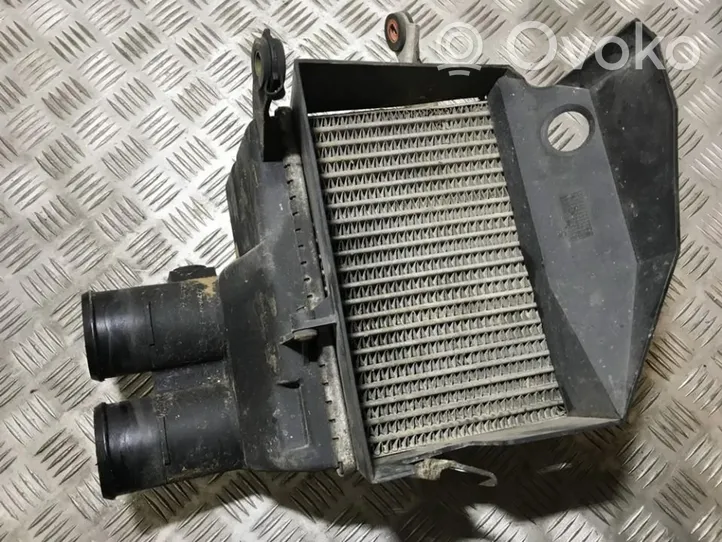 Mitsubishi Carisma Starpdzesētāja radiators 910952