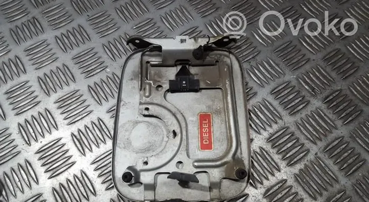 Nissan Almera Tino Sportello del serbatoio del carburante 