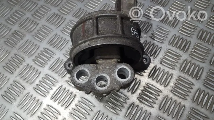 Opel Zafira B Supporto di montaggio del motore 90539246