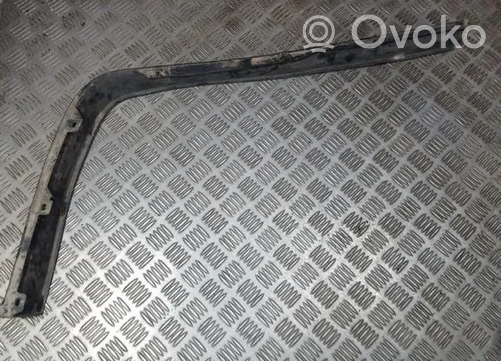 Audi 100 200 5000 C3 Modanatura separatore del paraurti anteriore 443805617