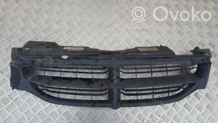 Chrysler Voyager Front grill 