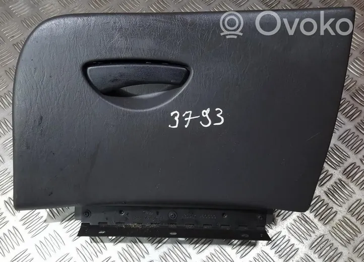 Ford Focus Schowek deski rozdzielczej 98ABA06050AH