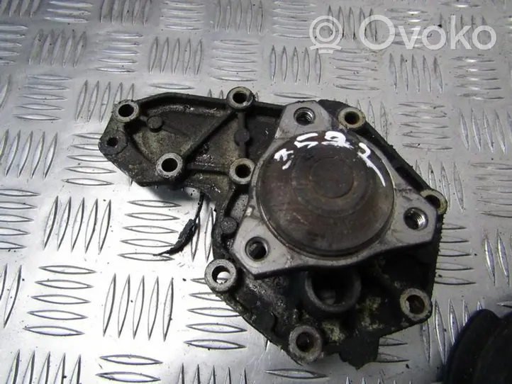 Volvo S40, V40 Pompe de circulation d'eau 