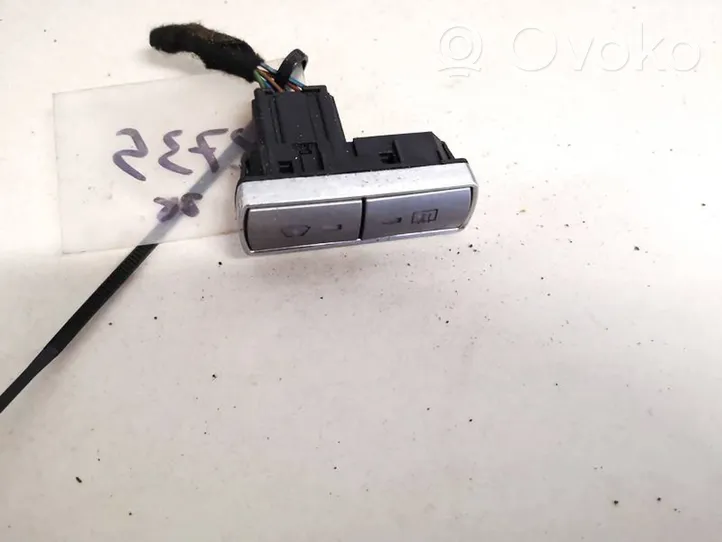 Ford S-MAX Windscreen/window heater switch 6m2t18k574ab