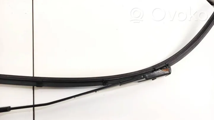 Ford Focus Front wiper blade arm BM5117526BB
