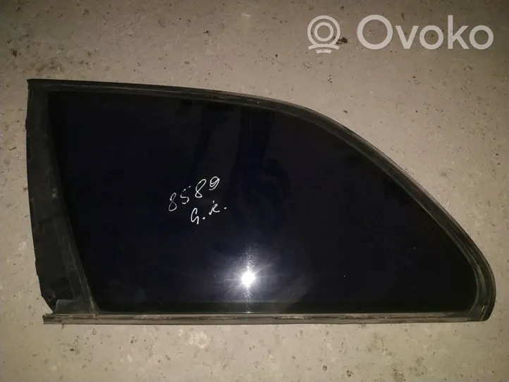 BMW 5 E39 Rear side window/glass 