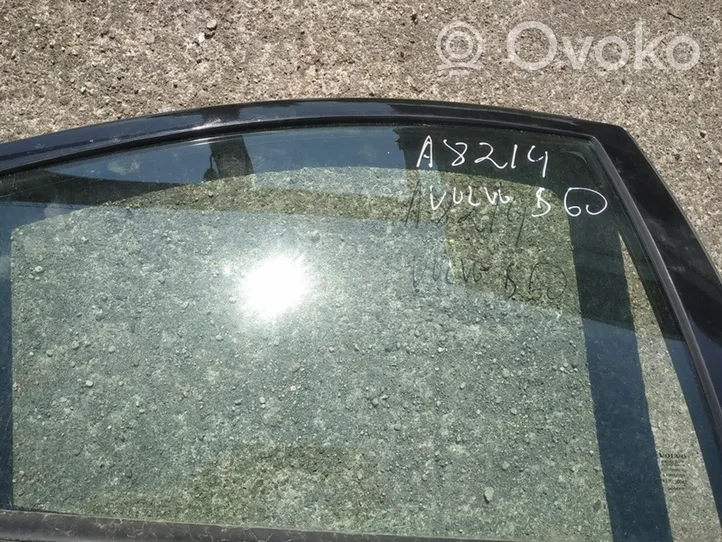 Volvo S60 Rear door window glass 