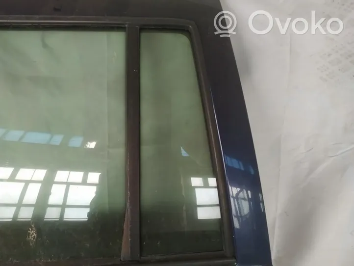 Volkswagen Golf IV Rear vent window glass 