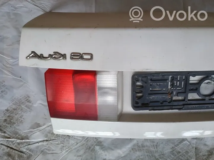 Audi 80 90 B3 Galinis dangtis (bagažinės) baltas
