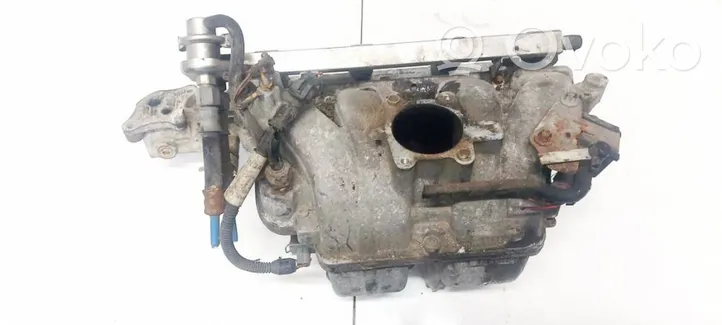 Opel Astra F Ansaugbrücke Ansaugkrümmer 90528606