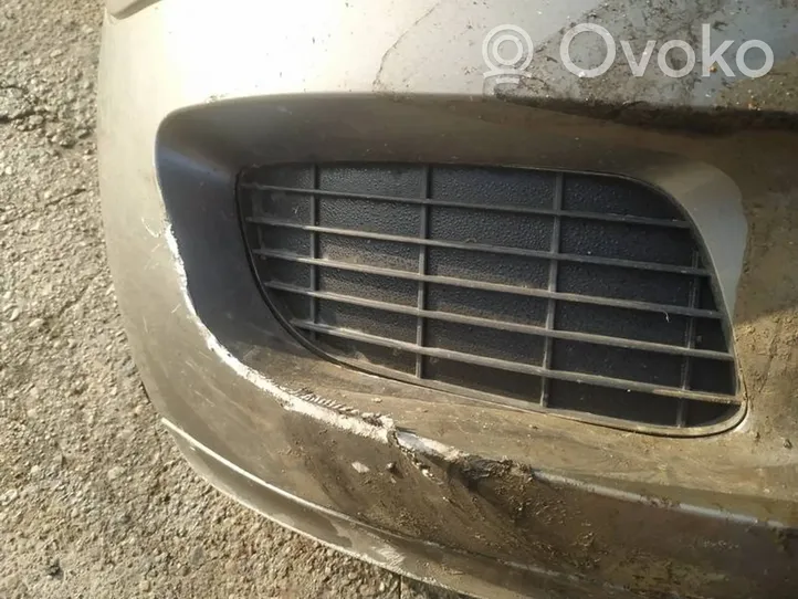 Mercedes-Benz A W169 Grille inférieure de pare-chocs avant 