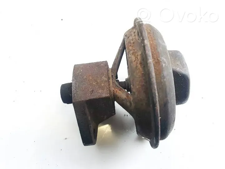 Renault 19 EGR valve 7700857584