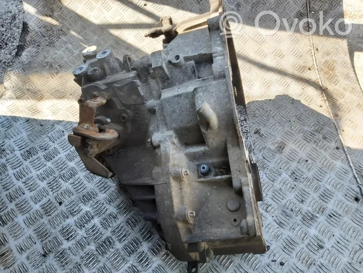 Opel Zafira A Manual 5 speed gearbox f23