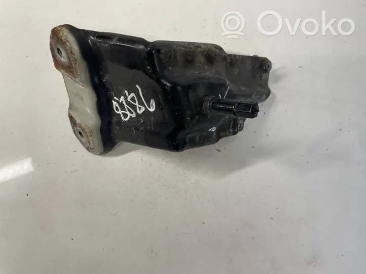 Volkswagen Golf Plus Supporto di montaggio del parafango 