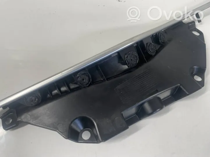 Tesla Model S Altra parte interiore 100296400