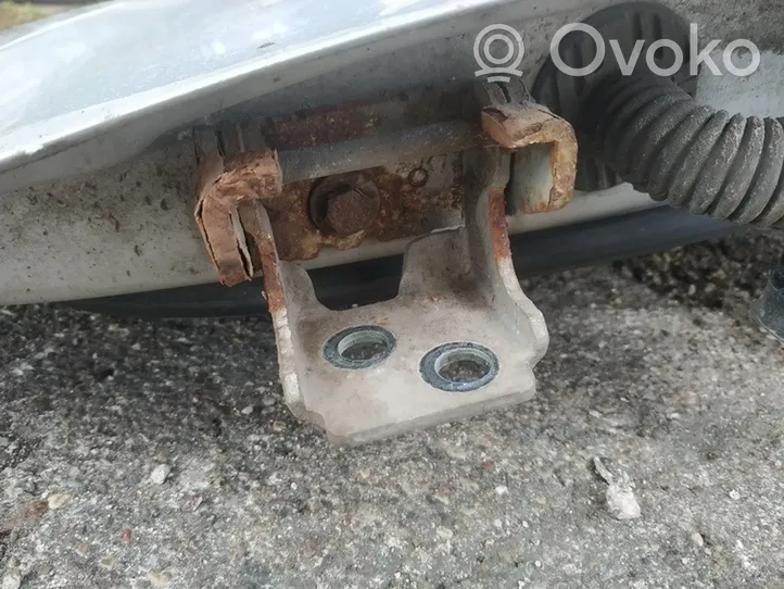 Citroen C5 Etuoven yläsarana 