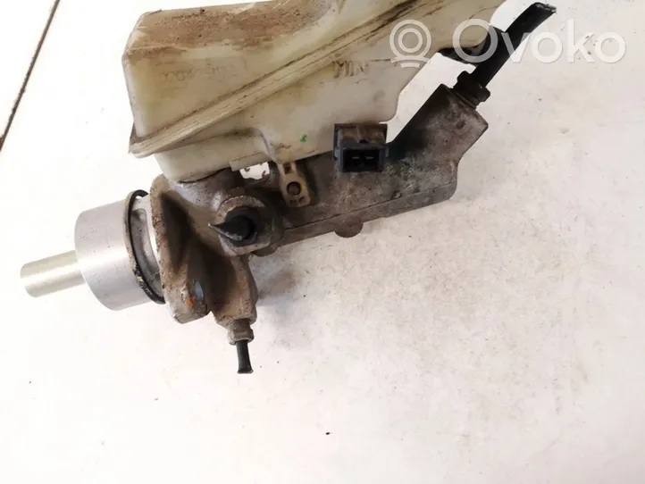 Toyota Avensis T250 Master brake cylinder 