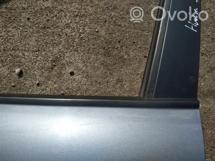 Hyundai Santa Fe Priekinių durų stiklo apdaila 