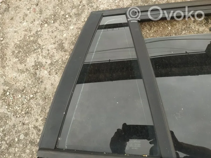 BMW 3 E46 Rear vent window glass 