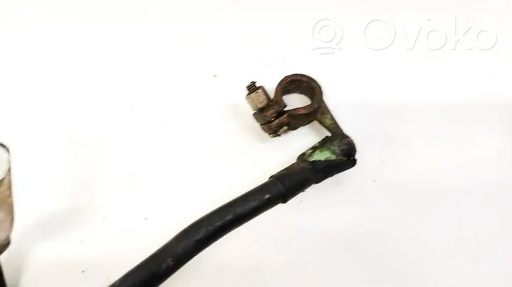 Volkswagen PASSAT B6 Positive cable (battery) 