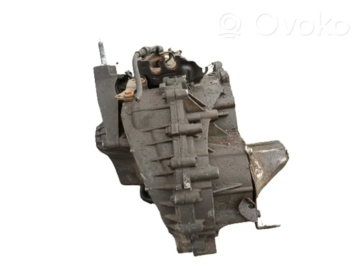 Ford Mondeo MK IV Mechaninė 5 pavarų dėžė RF666R7F096AA