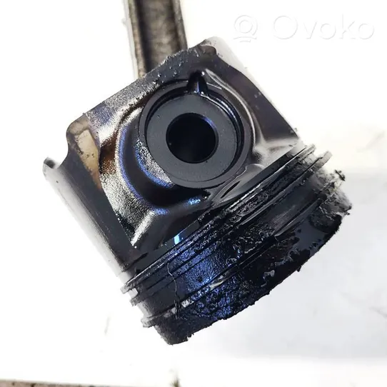 Volvo V70 Piston with connecting rod 