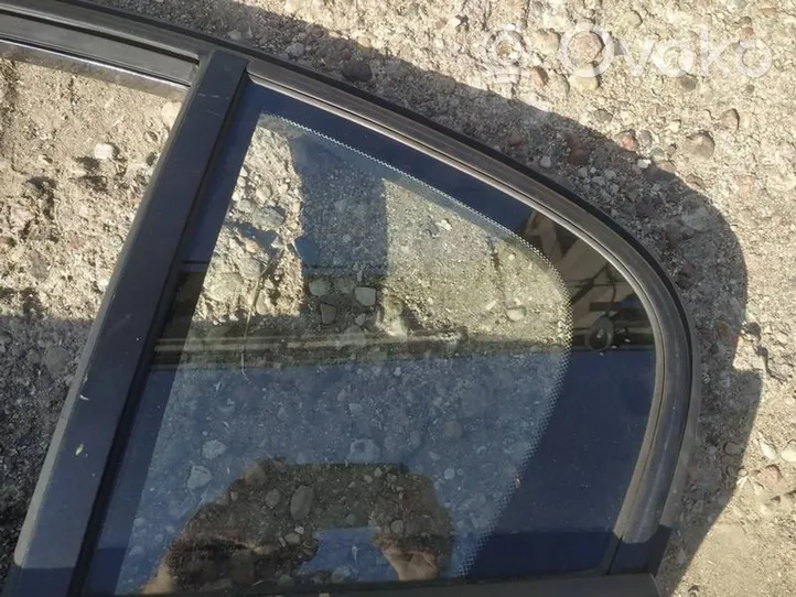 BMW 3 E90 E91 Mazais stikls "A" aizmugurējās durvīs 