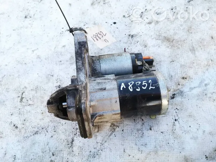 Renault Clio IV Starter motor 233000557r