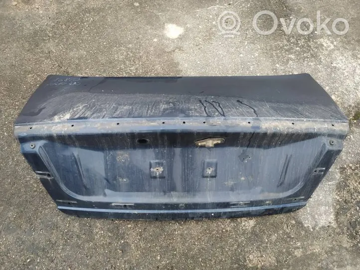 Volvo S80 Takaluukun/tavaratilan kansi melynas