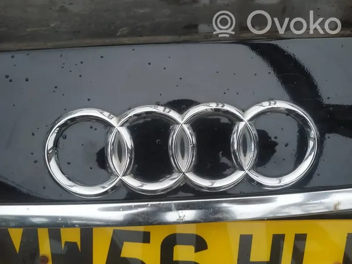 Audi A6 S6 C6 4F Mostrina con logo/emblema della casa automobilistica 