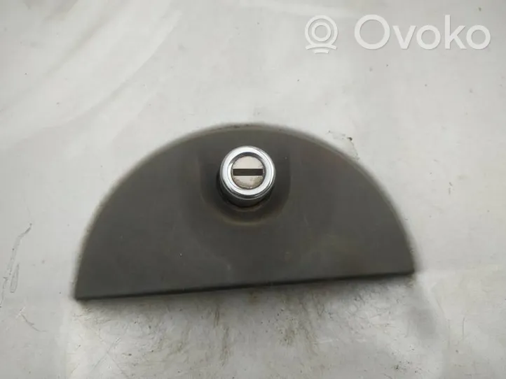 Opel Meriva A Tailgate exterior lock 