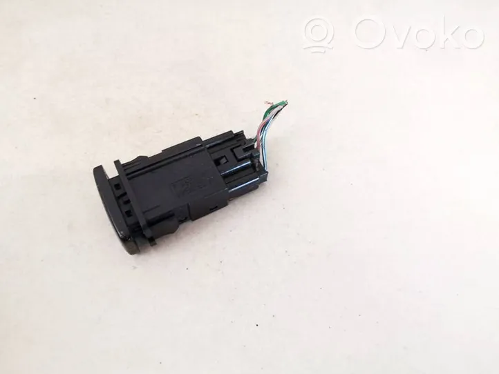 Toyota Previa (XR30, XR40) II Air circulation switch 153641