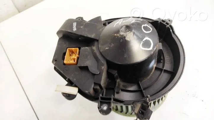 Audi A4 S4 B5 8D Pulseur d'air habitacle 8D1820021