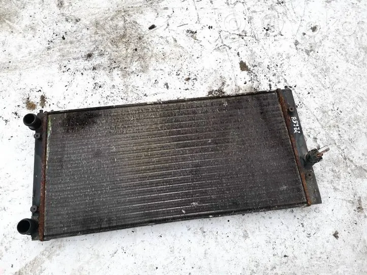 Volkswagen Golf III Coolant radiator 