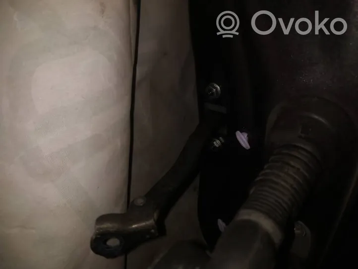 Toyota Avensis T270 Ogranicznik drzwi tylnych 