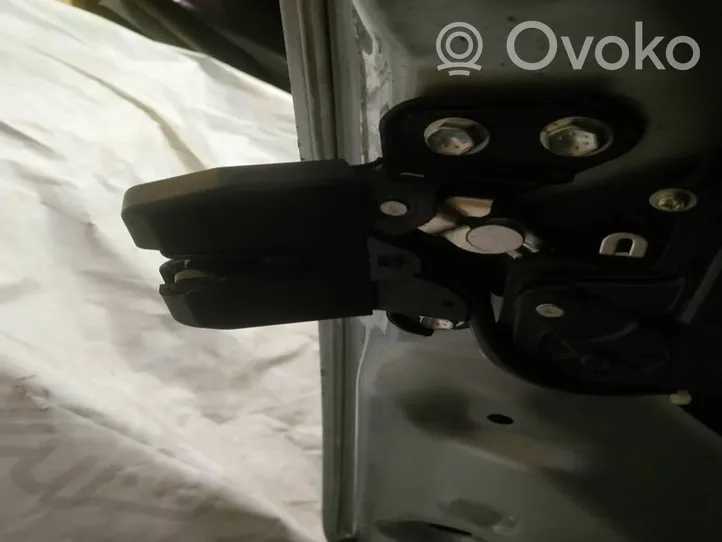 Toyota Avensis T250 Cierre/cerradura/bombín del maletero/compartimento de carga 