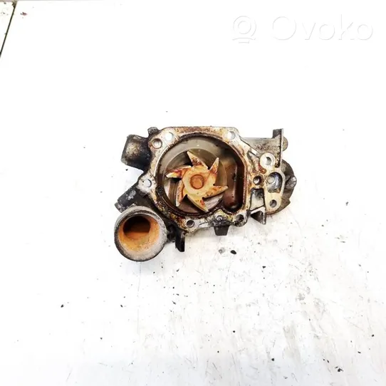 Renault Clio II Pompe de circulation d'eau 0070905028