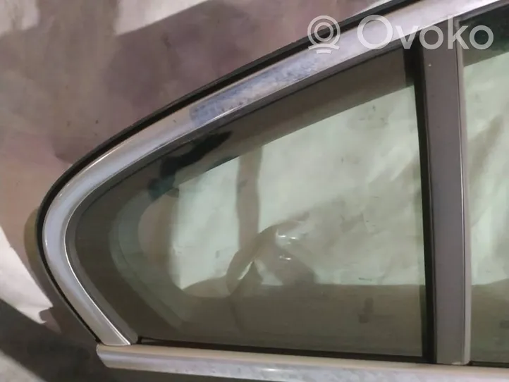 Opel Insignia A Rear vent window glass 