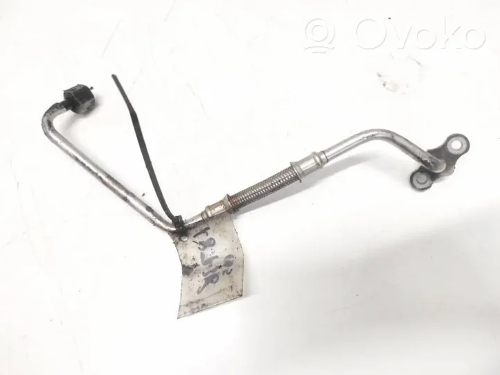 Volvo V70 Tuyau d'alimentation conduite de carburant 