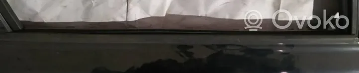 Volvo S40 Priekinių durų stiklo apdaila 