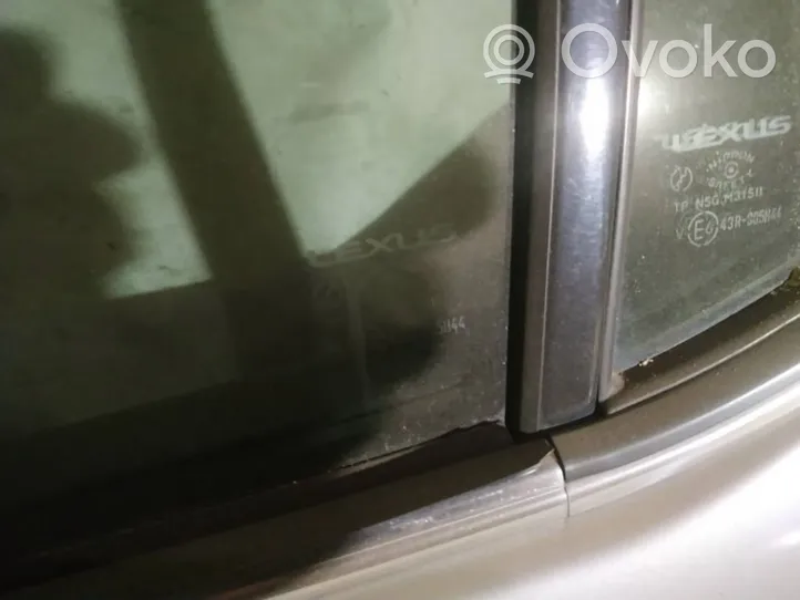 Lexus IS 220D-250-350 Vetro del finestrino della portiera posteriore 