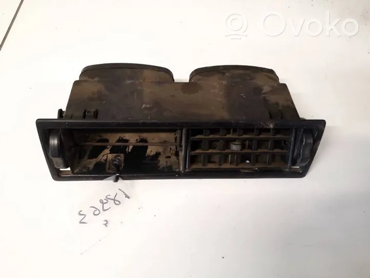 Volkswagen Transporter - Caravelle T4 Dash center air vent grill 191819703