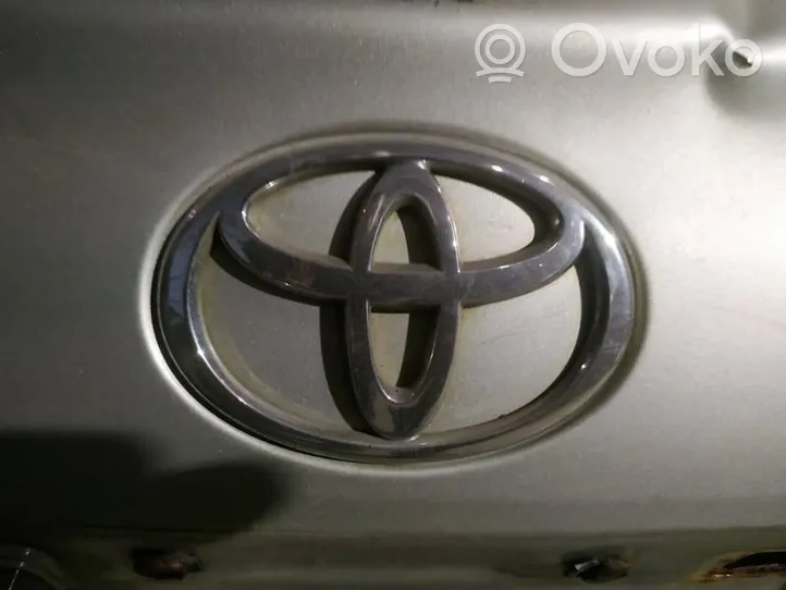 Toyota Avensis T250 Valmistajan merkki/logo/tunnus 