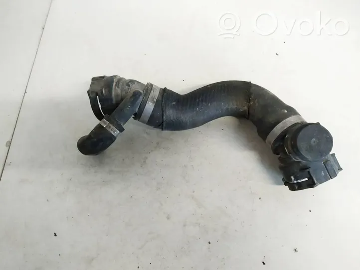 BMW 3 E90 E91 Tuyau de liquide de refroidissement moteur 7790743