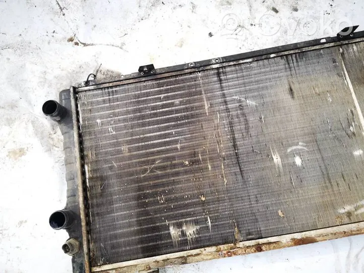 Volkswagen Polo IV 9N3 Coolant radiator 