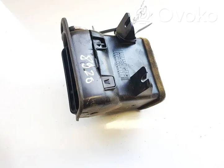 Nissan Primera Griglia di ventilazione centrale cruscotto 687612f000