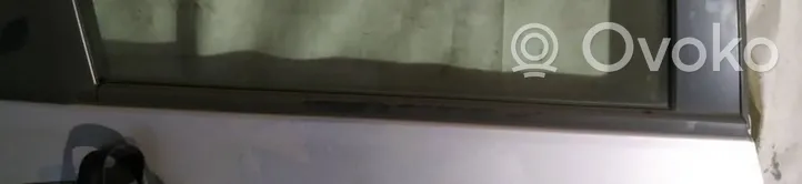 Honda FR-V Galinių durų stiklo apdaila 