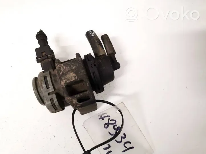 Nissan Qashqai Turboahtimen magneettiventtiili 8200575400